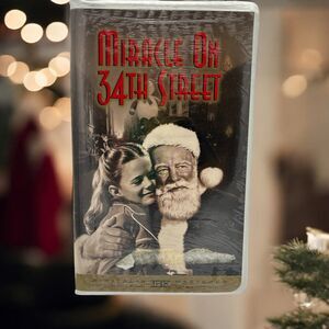 Miracle on 34th Street (VHS 1997, 50th Anniversary Edition) Brand NEW Sealed!
